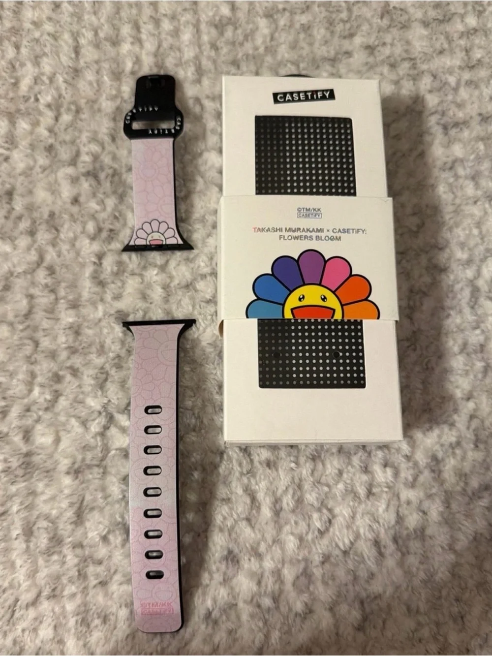 Takashi Murakami x Casetify Apple Watch Band - Picture 2 of 5